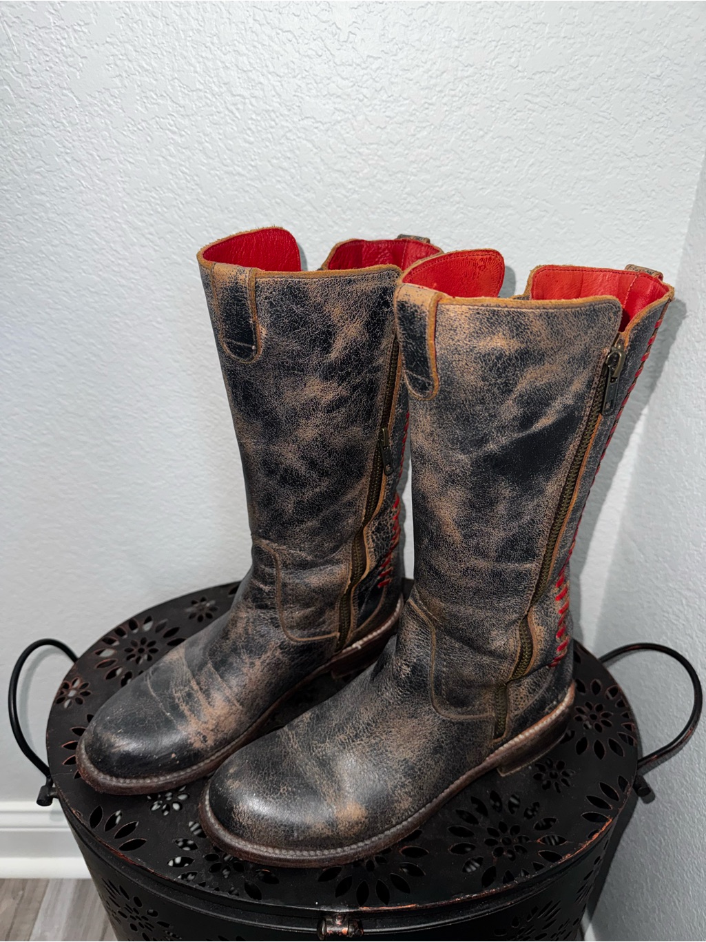 Bed Stu Black Leather Moto Boots With Red Lining